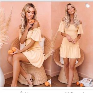 Off or on shoulder dress in yellow size large